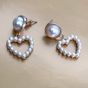 NEW Heart Shape Drop Earrings Faux Pearls NEW NWT